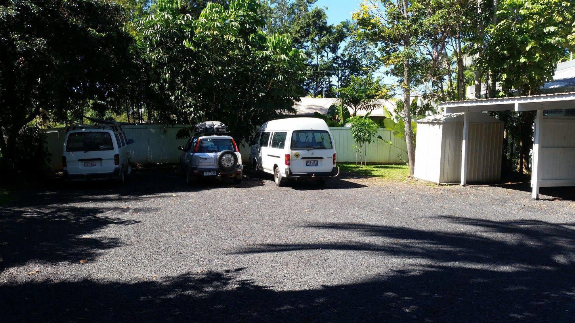 Absolute Backpackers Mission Beach Bagian luar foto